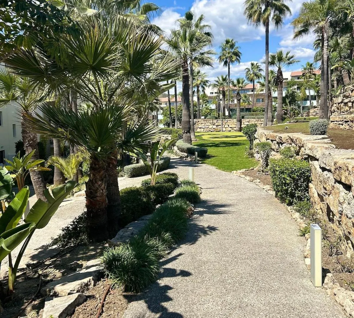 2Br Luxe Stay In Marbella Close To Beaches إِستيبونا شقة