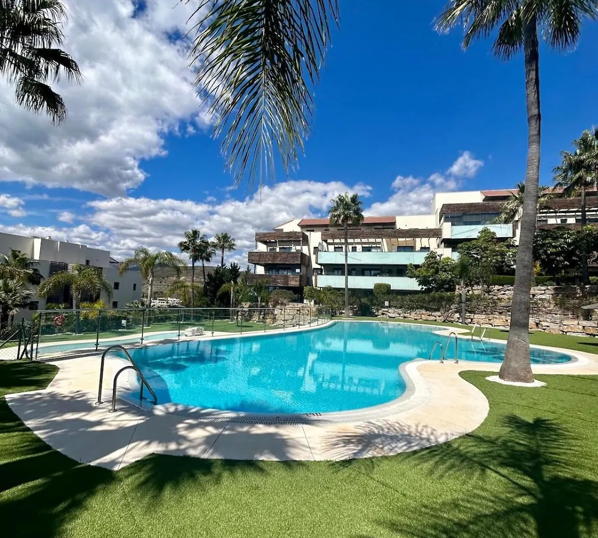 2Br Luxe Stay In Marbella Close To Beaches Estepona Lägenhet